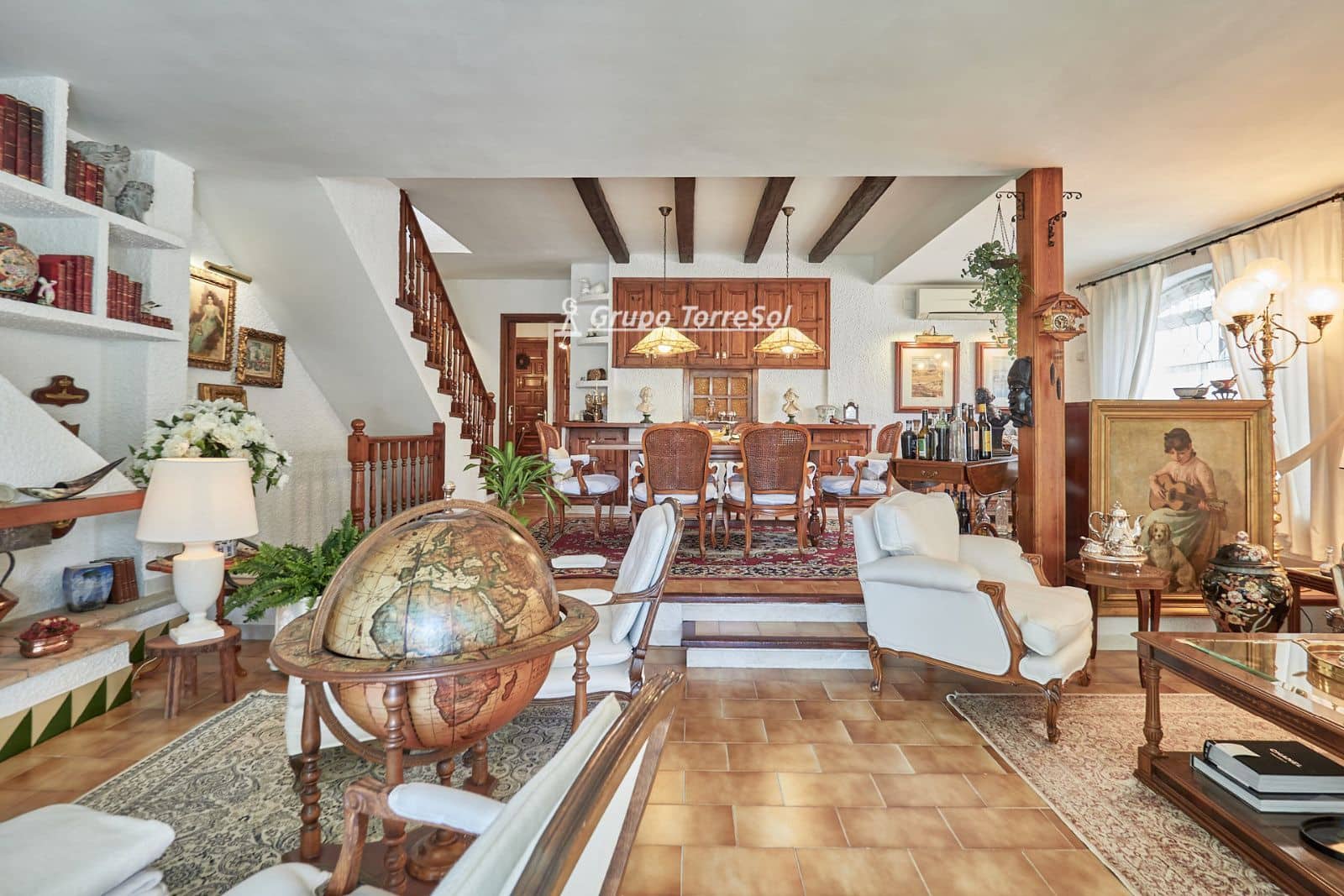 3 soveværelse Byhus til salg i Calafell med swimmingpool garage - € 498.800 (Ref: 9707937)