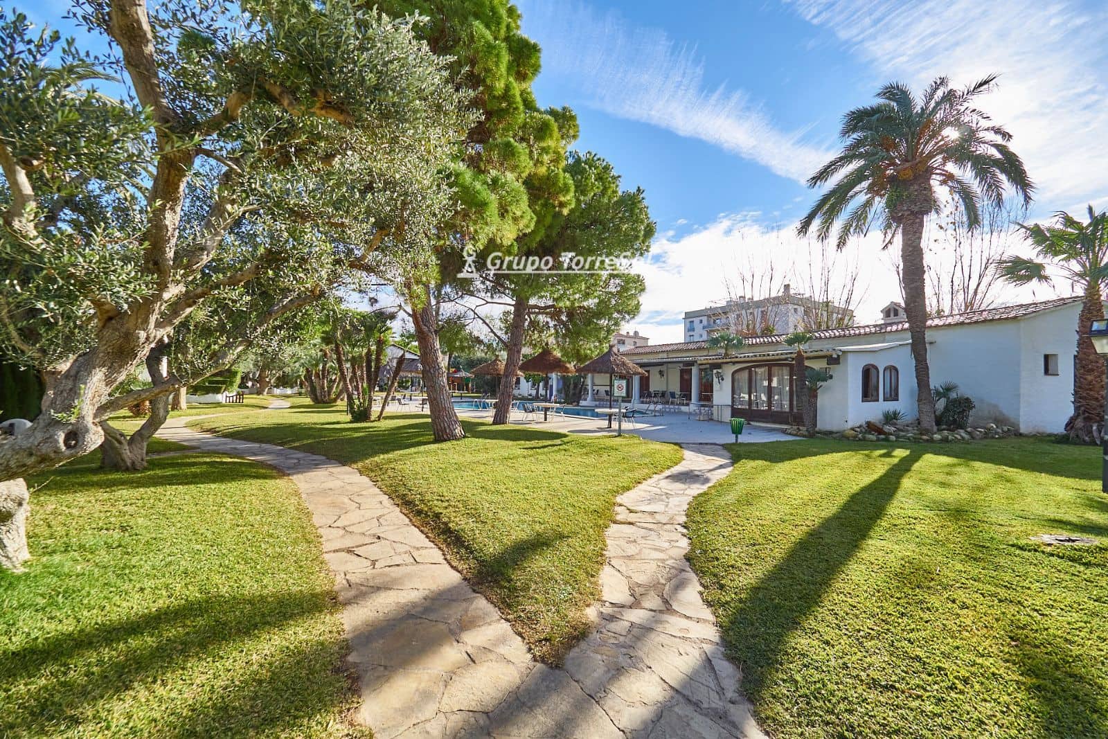 3 soveværelse Byhus til salg i Calafell med swimmingpool garage - € 498.800 (Ref: 9707937)