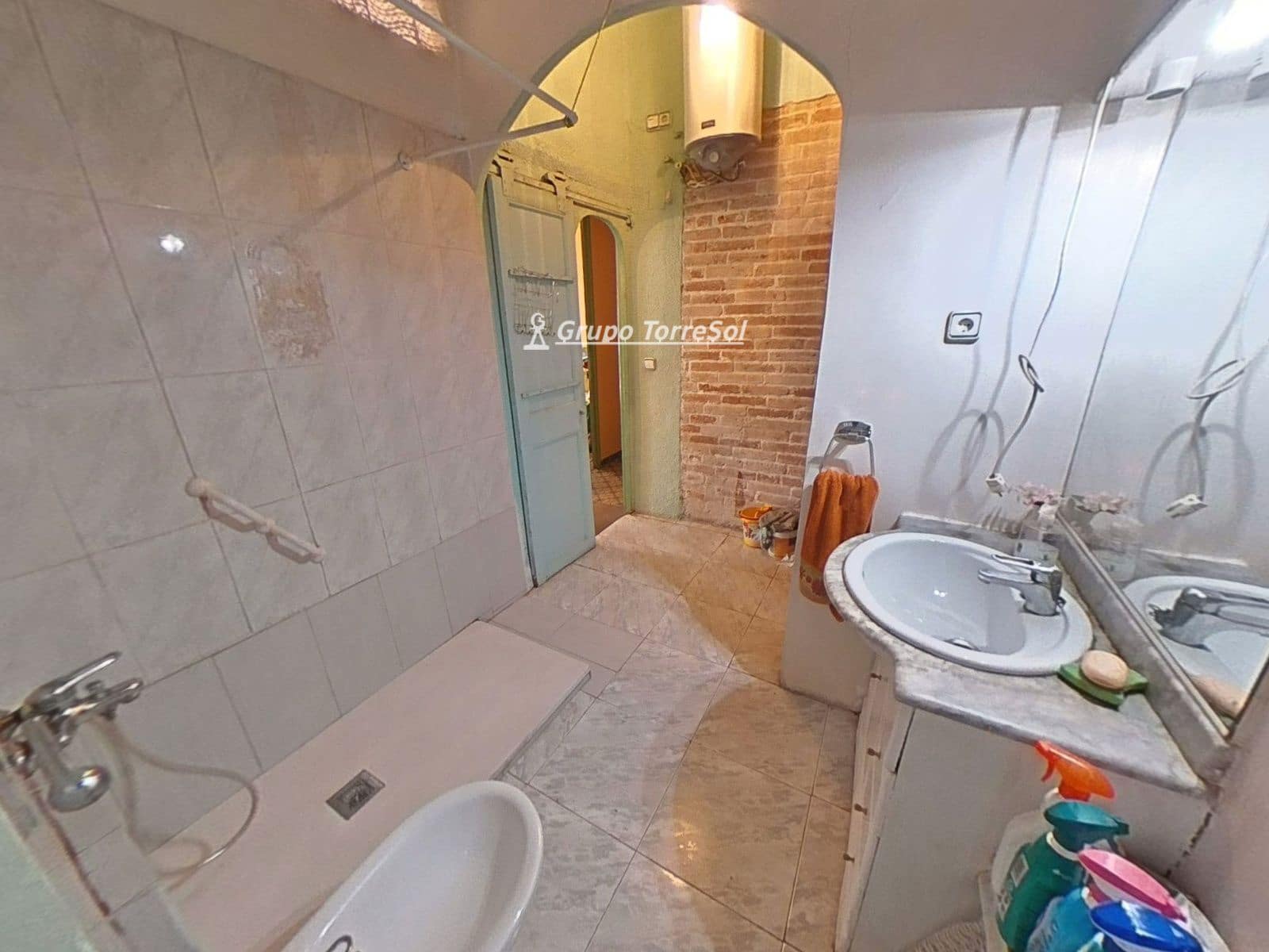 5 soveværelse Restaurant/Bar til salg i Tarragona by - € 450.000 (Ref: 9709248)