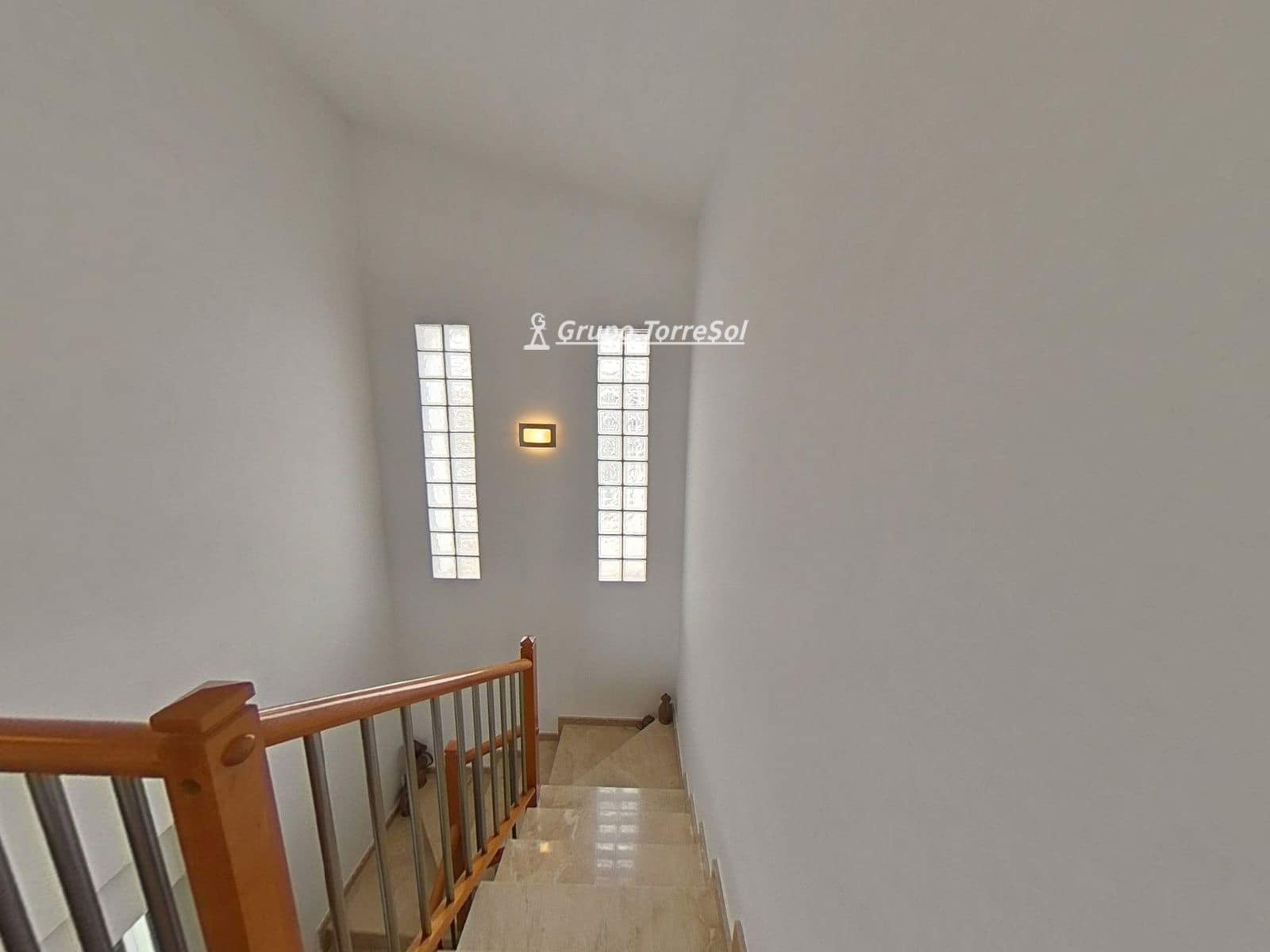 5 makuuhuone Huvila myytävänä paikassa Roda de Bara mukana 
autotalli - 460 000 € (Ref: 9709473)