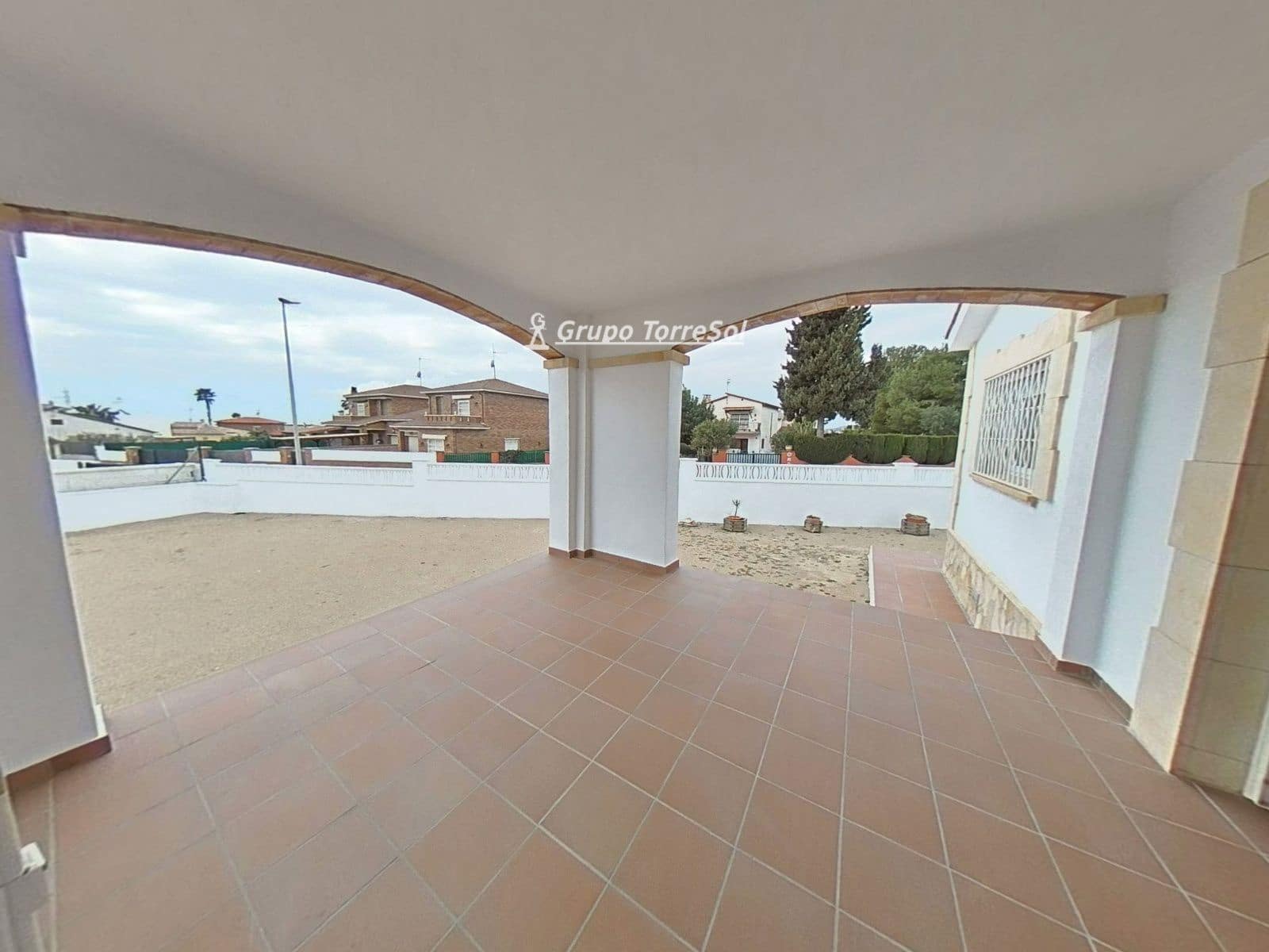 5 makuuhuone Huvila myytävänä paikassa Roda de Bara mukana 
autotalli - 460 000 € (Ref: 9709473)