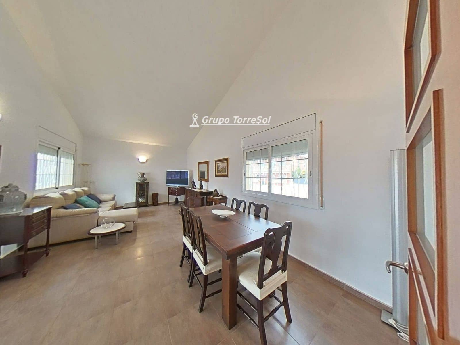 5 makuuhuone Huvila myytävänä paikassa Roda de Bara mukana 
autotalli - 460 000 € (Ref: 9709473)