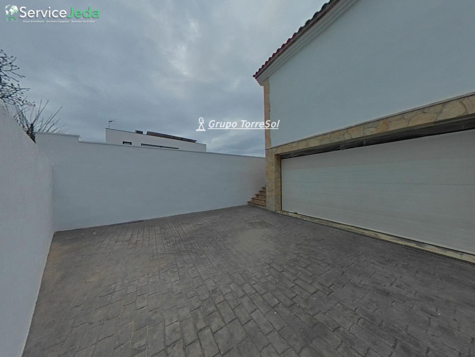 5 bedroom Villa for sale in Roda de Bara with garage - € 460,000 (Ref: 9709473)