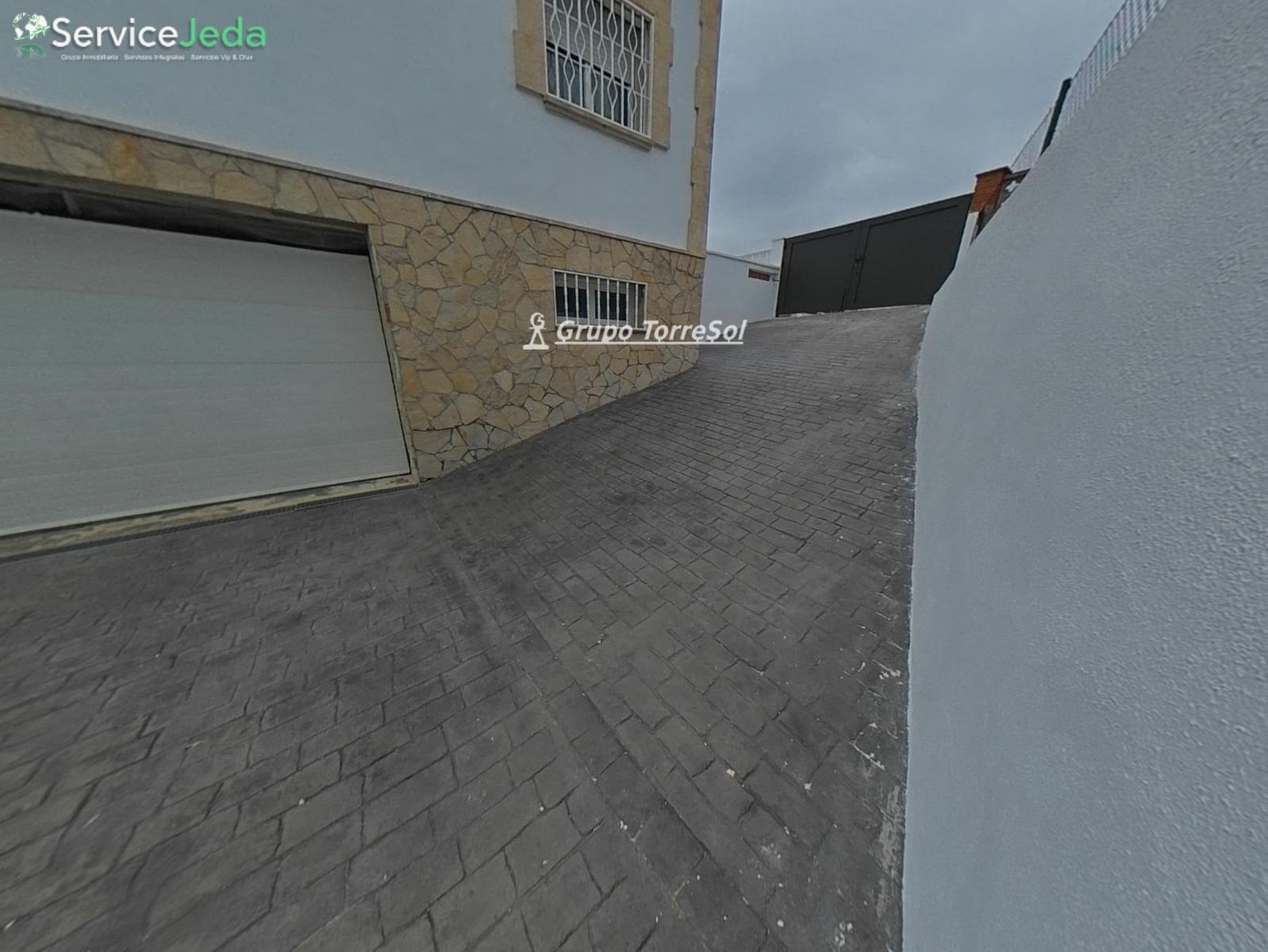 5 bedroom Villa for sale in Roda de Bara with garage - € 460,000 (Ref: 9709473)