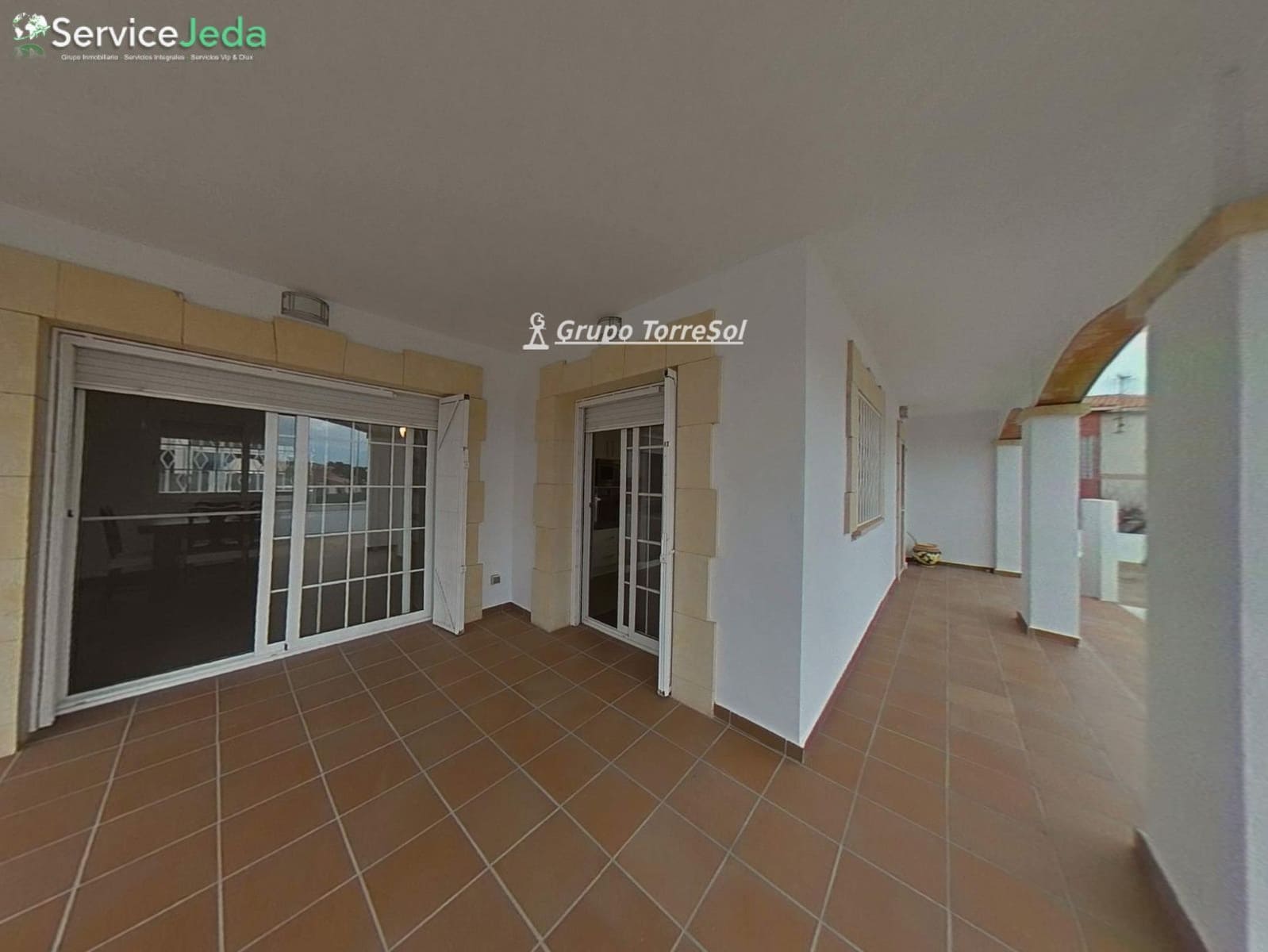 5 bedroom Villa for sale in Roda de Bara with garage - € 460,000 (Ref: 9709473)