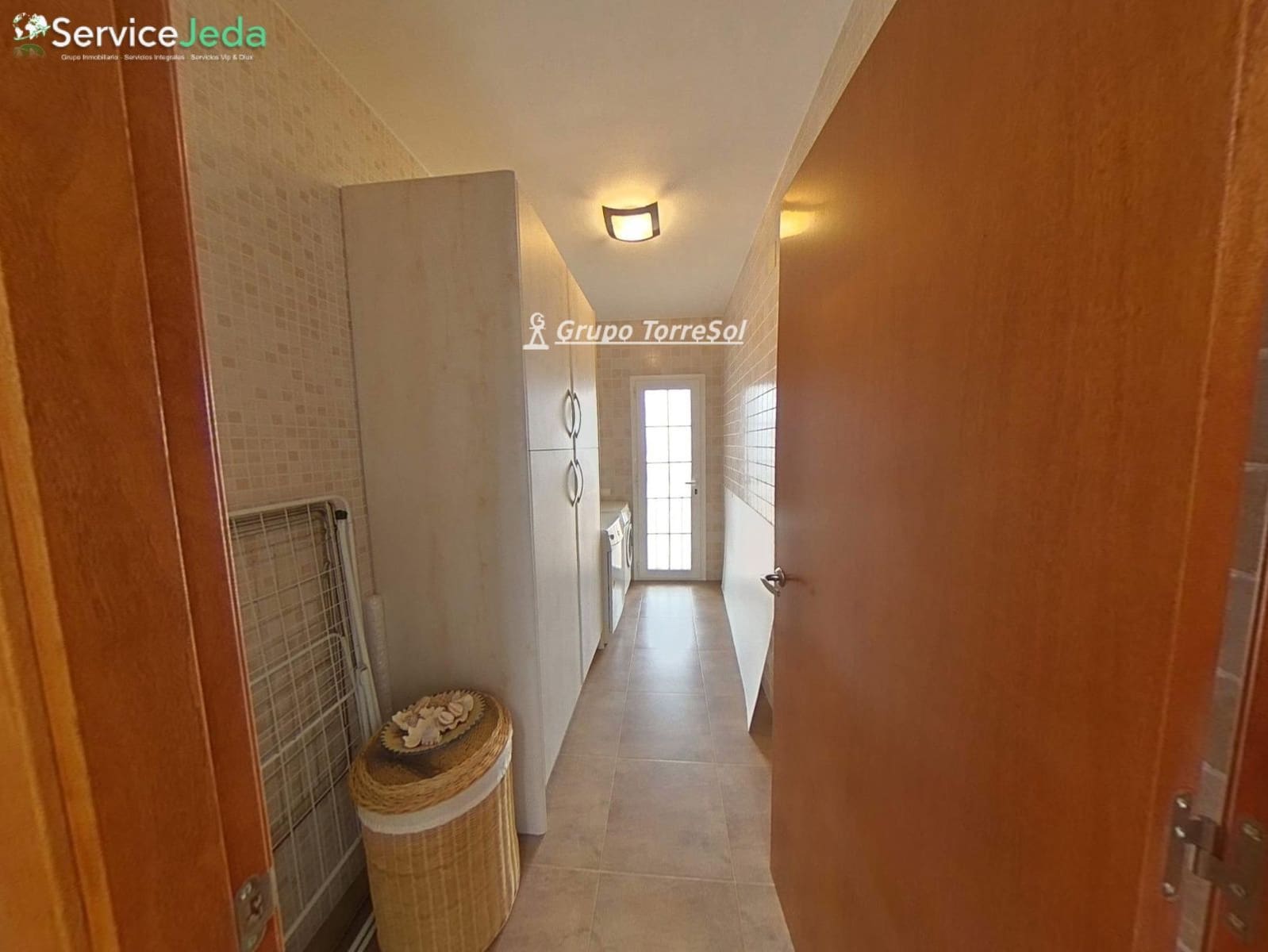 5 bedroom Villa for sale in Roda de Bara with garage - € 460,000 (Ref: 9709473)