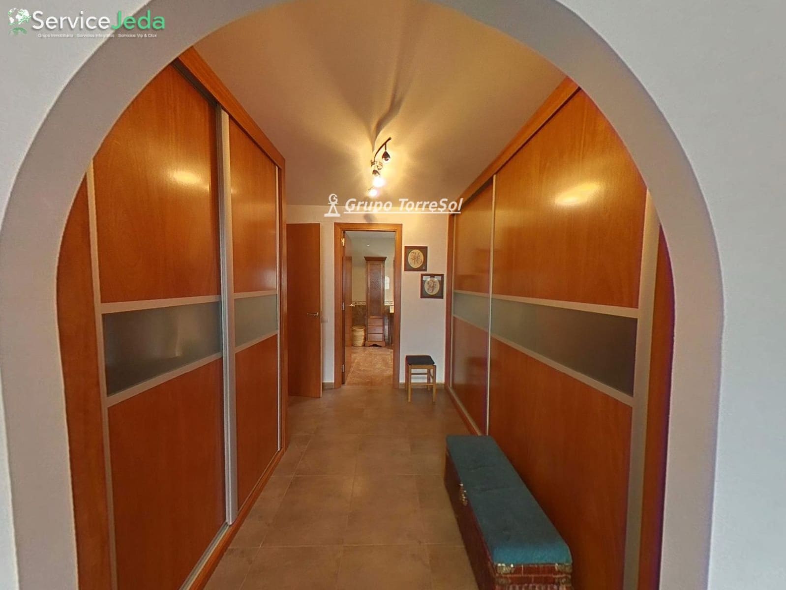 5 bedroom Villa for sale in Roda de Bara with garage - € 460,000 (Ref: 9709473)