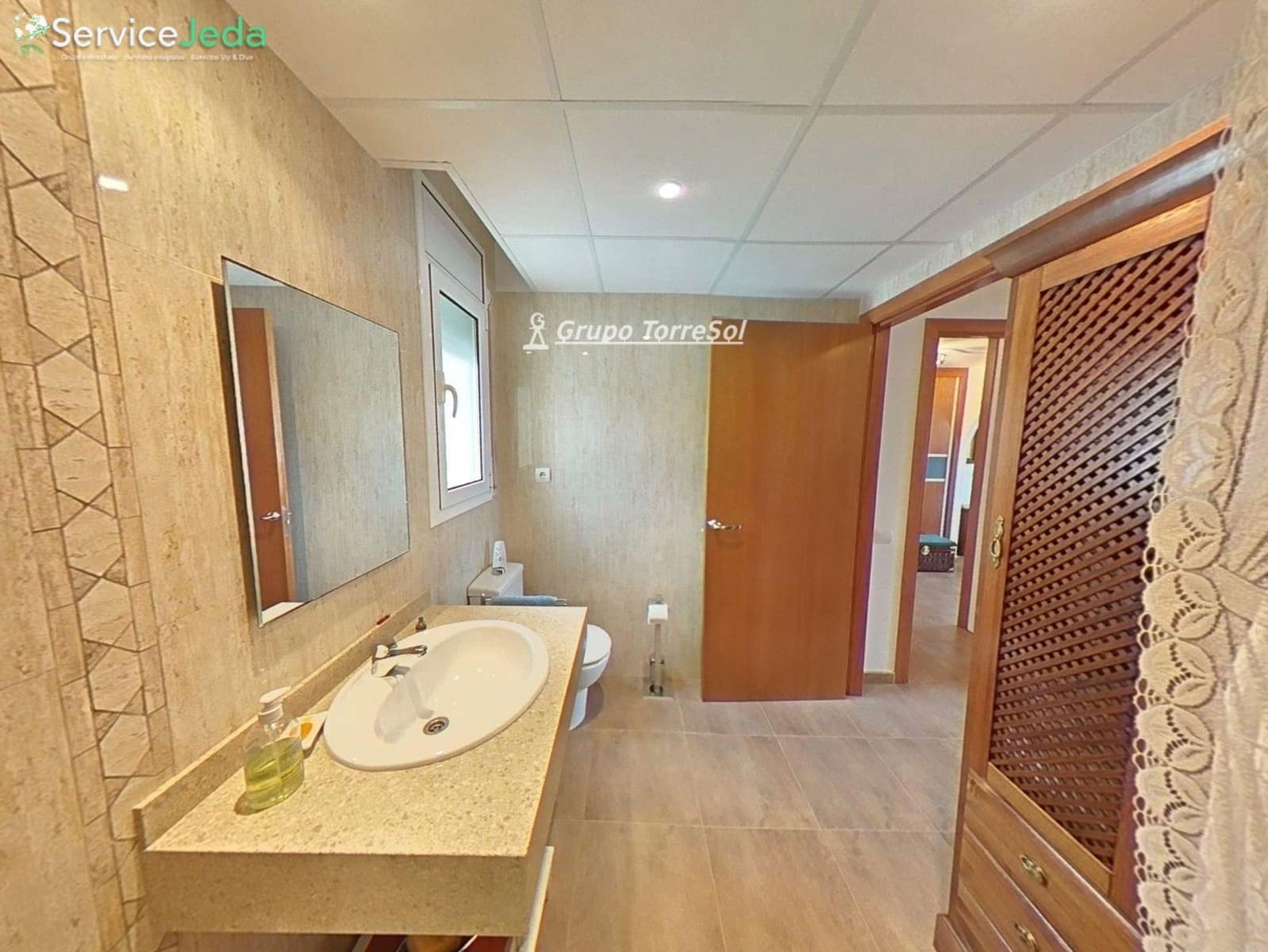 5 bedroom Villa for sale in Roda de Bara with garage - € 460,000 (Ref: 9709473)