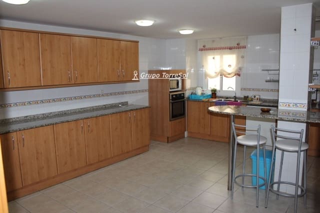 4 Zimmer Penthouse zu vermieten in Torredembarra mit Garage - 1.226 € (Ref: 9723496)