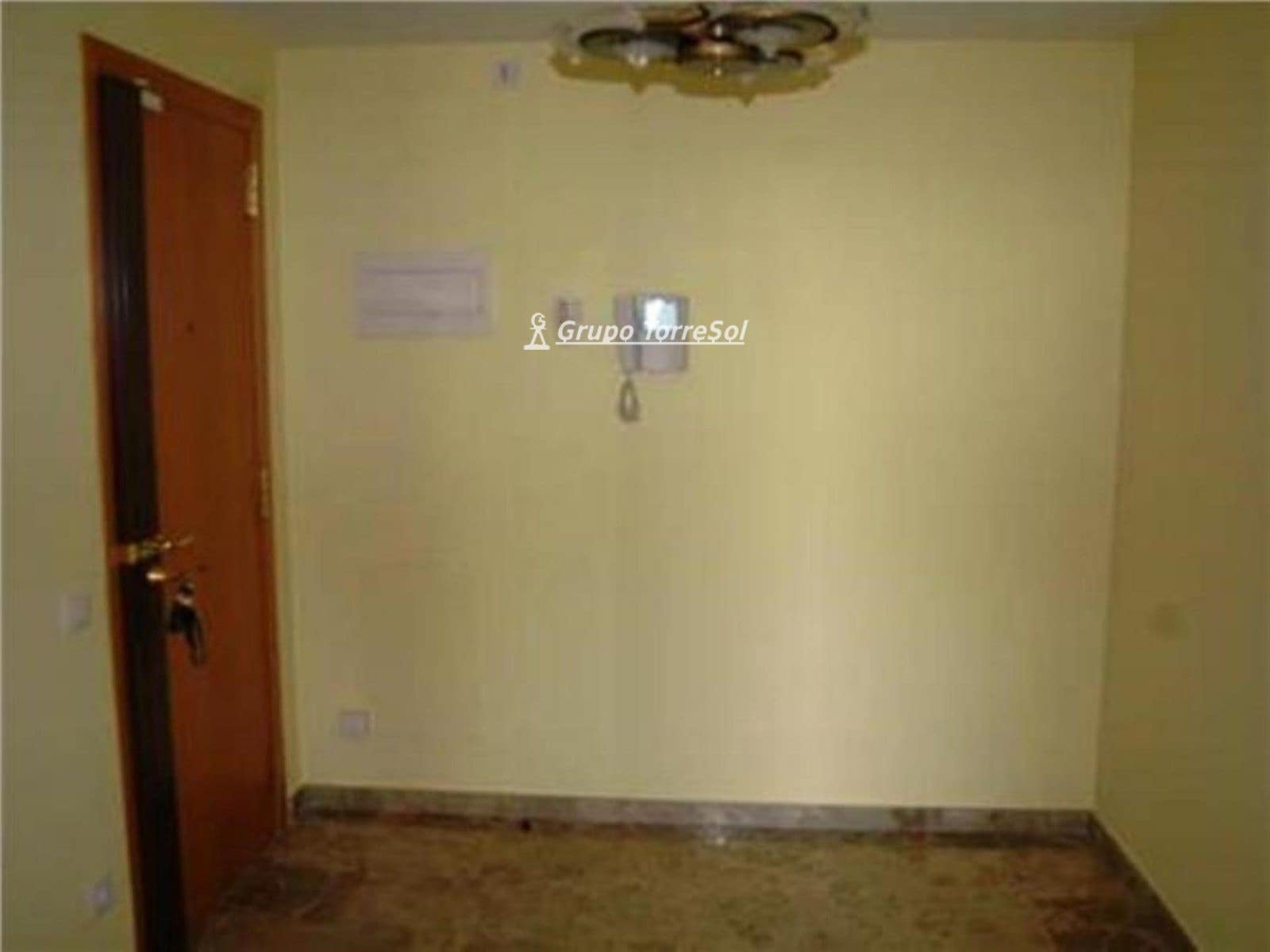 4 bedroom Penthouse for rent in Torredembarra with garage - € 1,226 (Ref: 9723496)