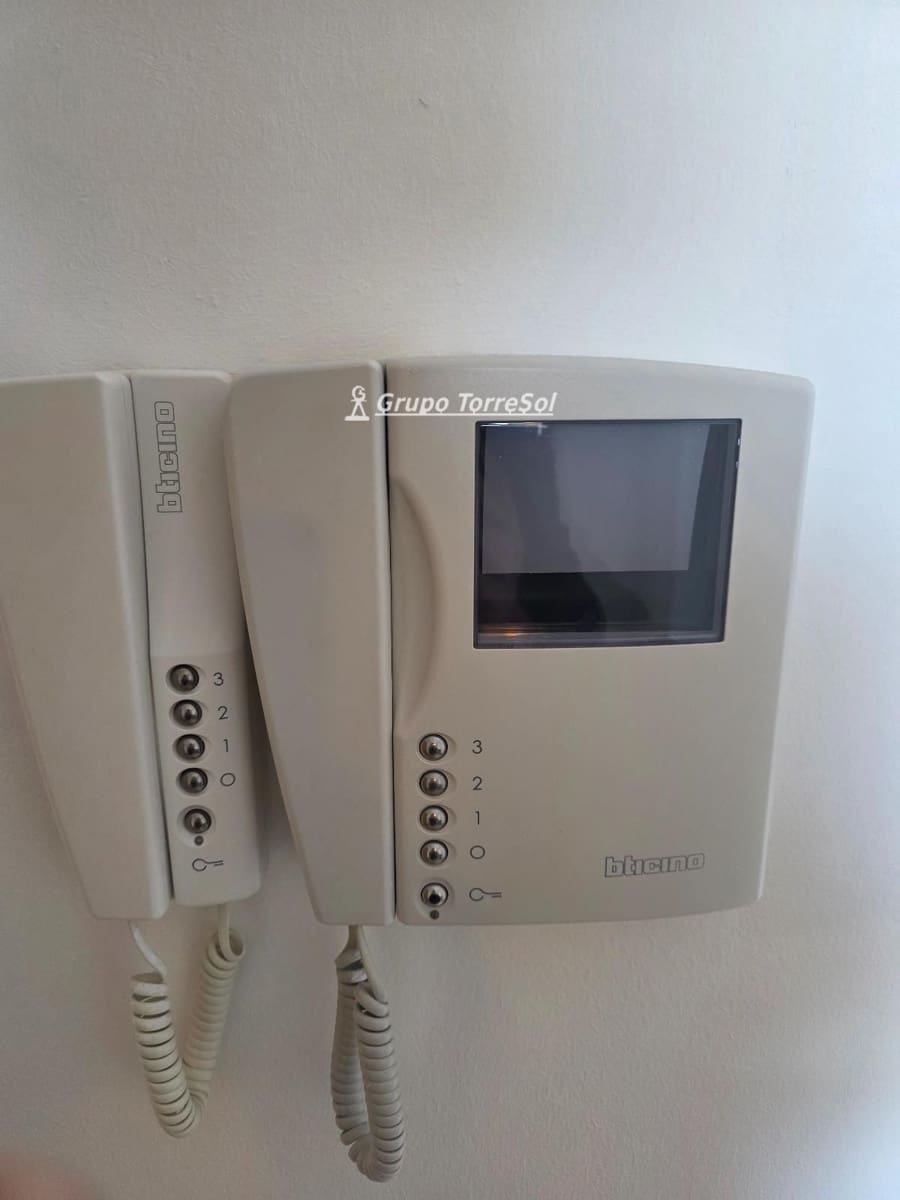 Ático de 4 habitaciones en Torredembarra en alquiler con garaje - 1.226 € (Ref: 9723496)