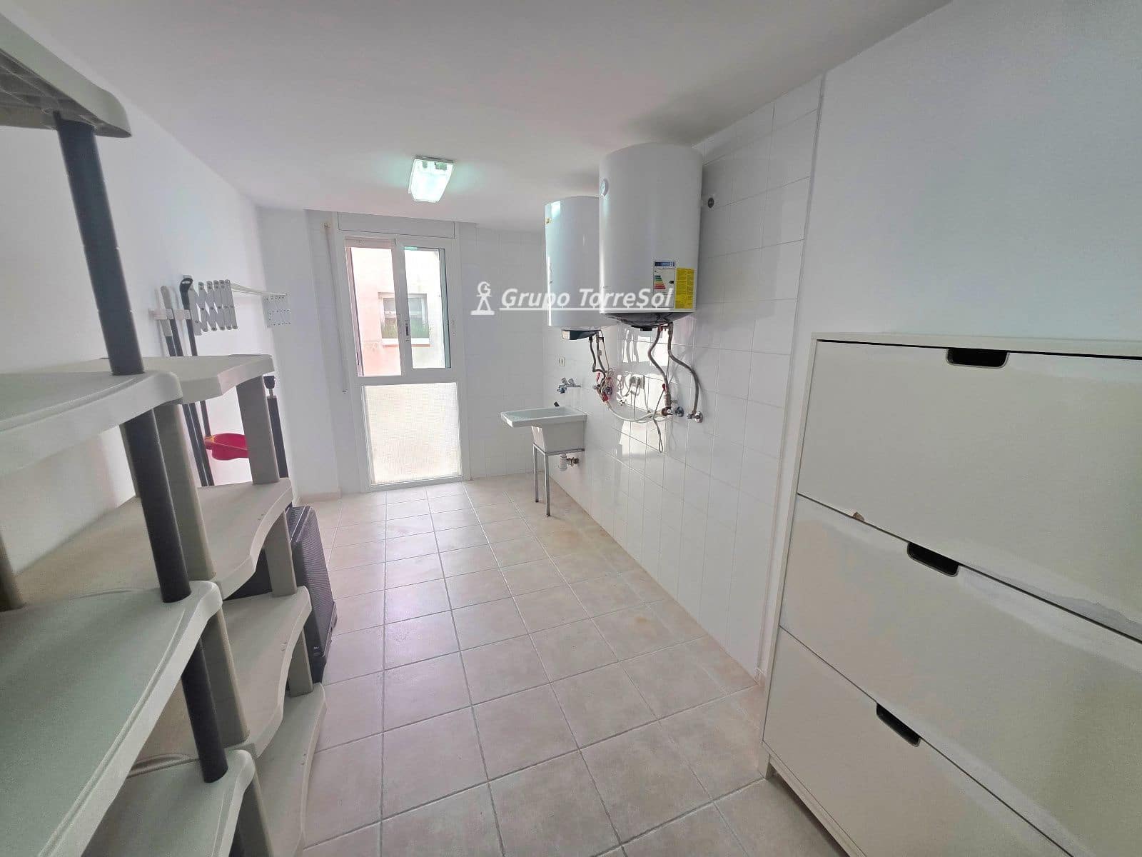 Ático de 4 habitaciones en Torredembarra en alquiler con garaje - 1.226 € (Ref: 9723496)