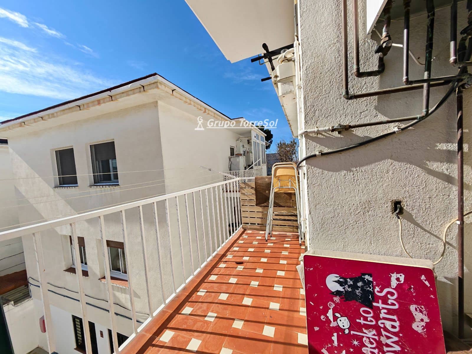 3 bedroom Flat for rent in Cubelles with garage - € 1,225 (Ref: 9724983)