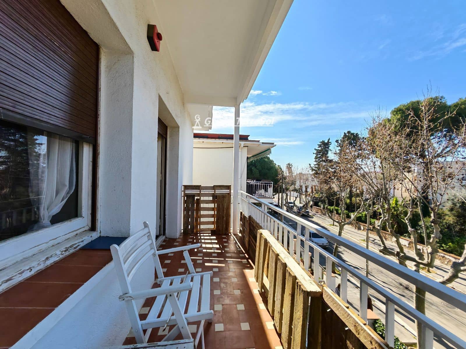 3 bedroom Flat for rent in Cubelles with garage - € 1,225 (Ref: 9724983)