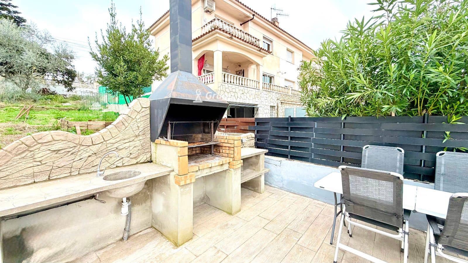 4 bedroom Villa for sale in Segur de Calafell with pool garage - € 430,000 (Ref: 9727065)