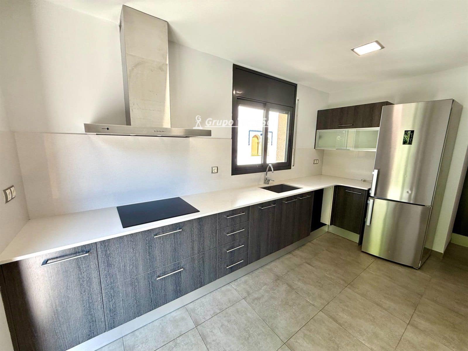 5 bedroom Villa for sale in El Vendrell with pool garage - € 430,000 (Ref: 9727508)