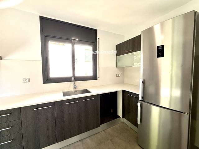 5 quarto Moradia para venda em El Vendrell com piscina garagem - 430 000 € (Ref: 9727508)