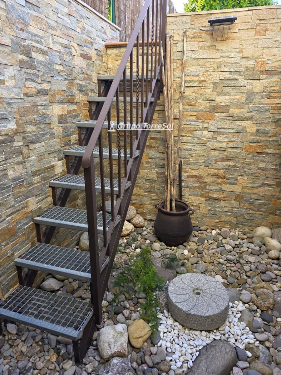 Casa de 4 habitaciones en La Nou de Gaià en venta con garaje - 319.000 € (Ref: 9730608)