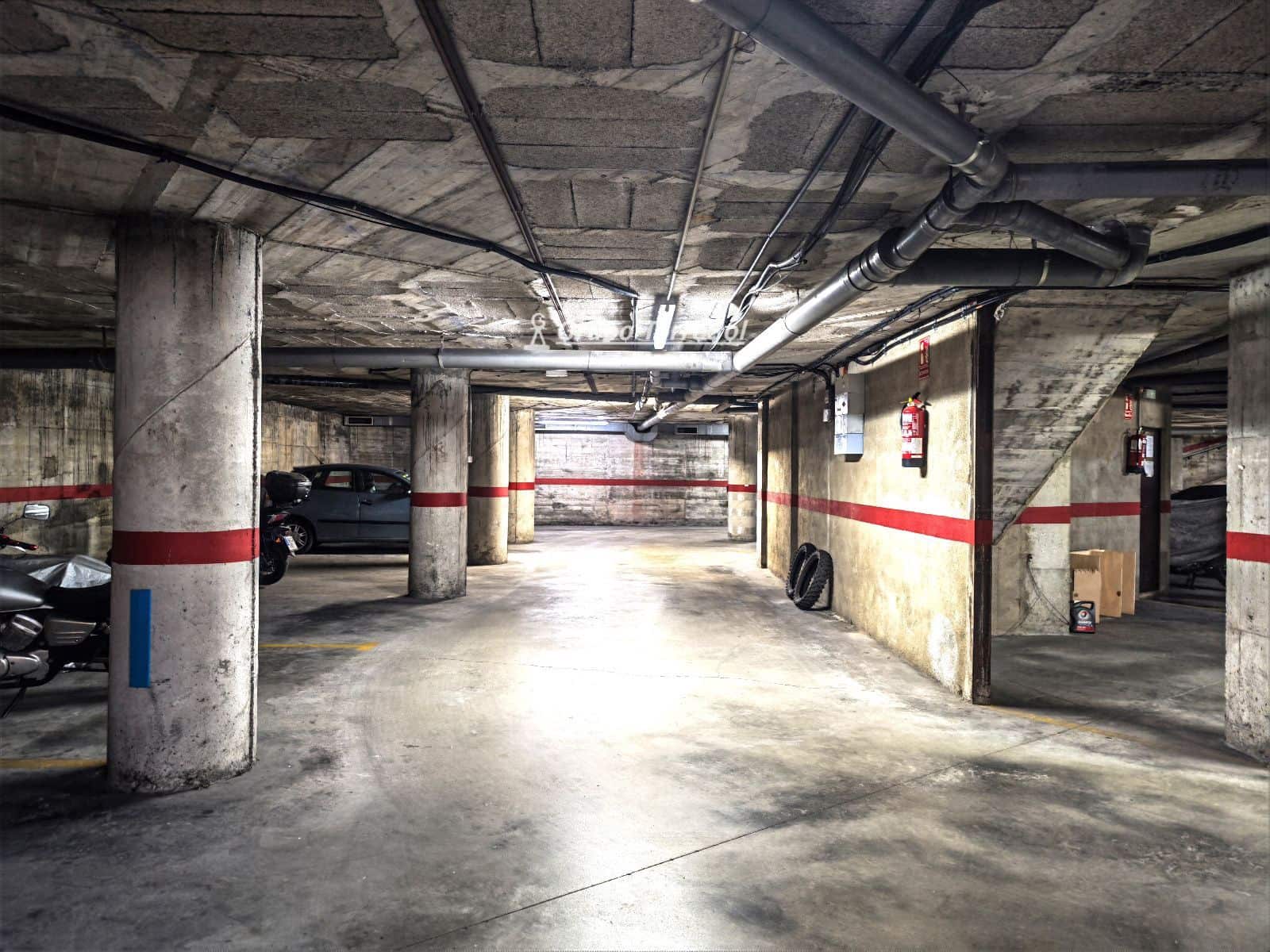 Garage for sale in El Vendrell - € 14,000 (Ref: 9730609)