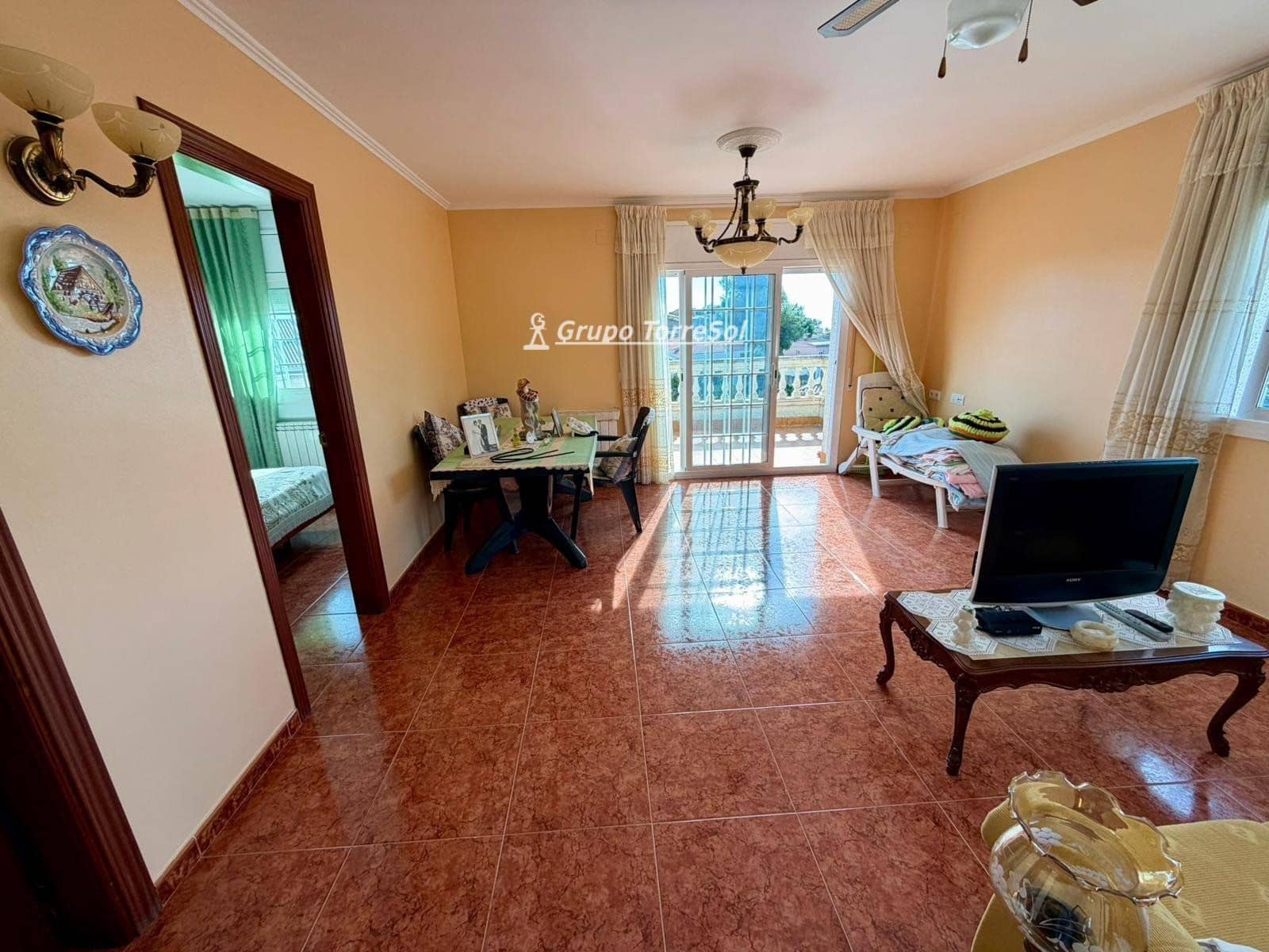4 sypialnia Willa na sprzedaż w El Vendrell - 349 000 € (Ref: 9731384)