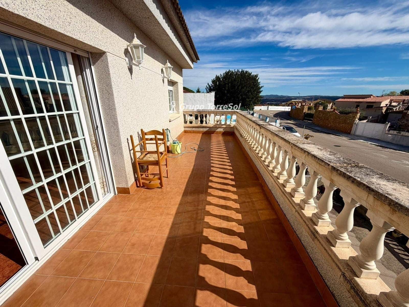 4 sypialnia Willa na sprzedaż w El Vendrell - 349 000 € (Ref: 9731384)