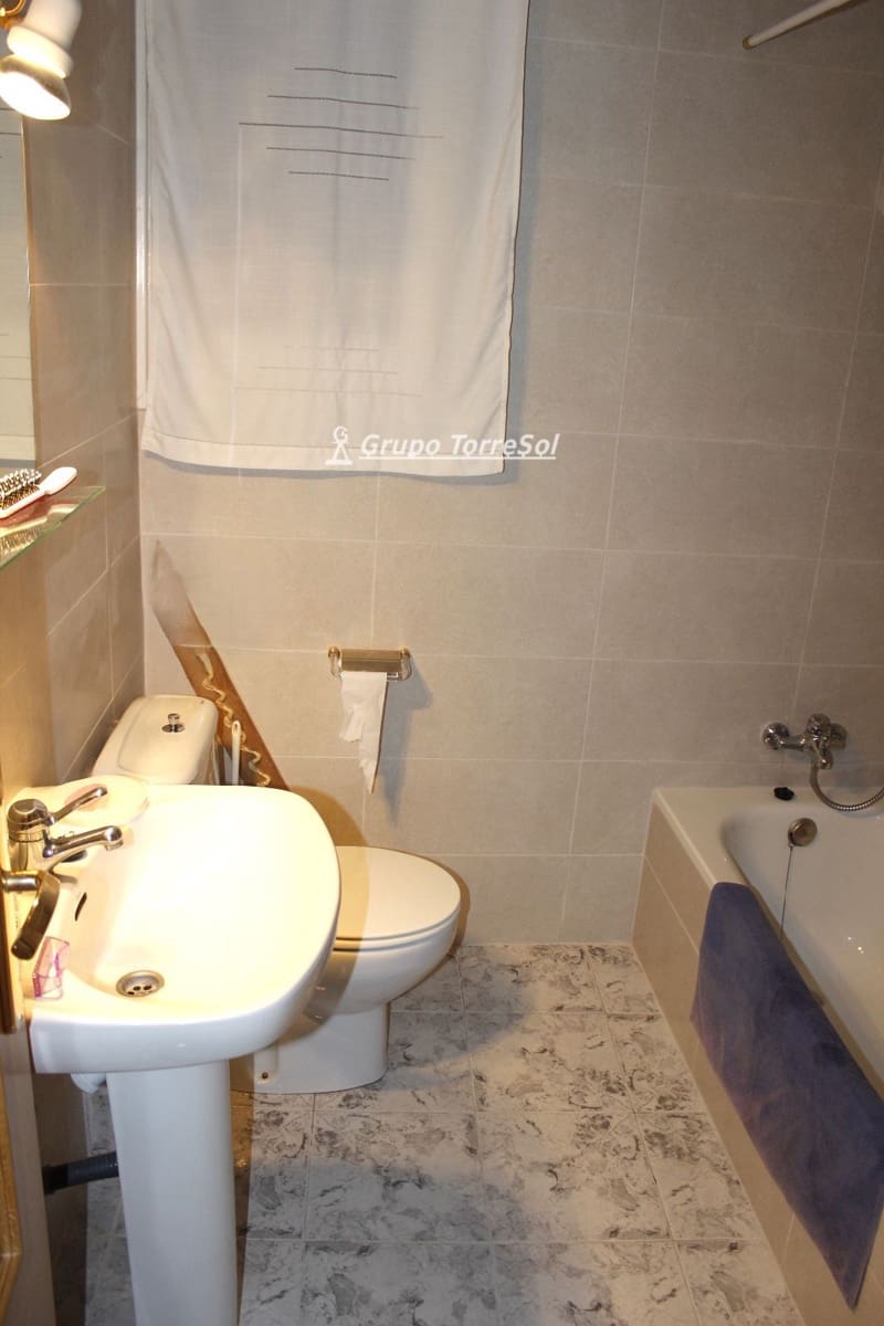 3 bedroom Flat for sale in Torredembarra - € 135,000 (Ref: 9733756)