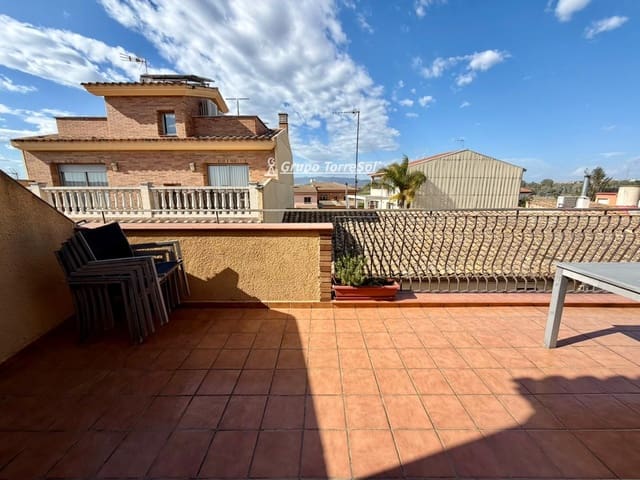 3 quarto Penthouse para venda em Castellet i la Gornal - 199 900 € (Ref: 9736120)