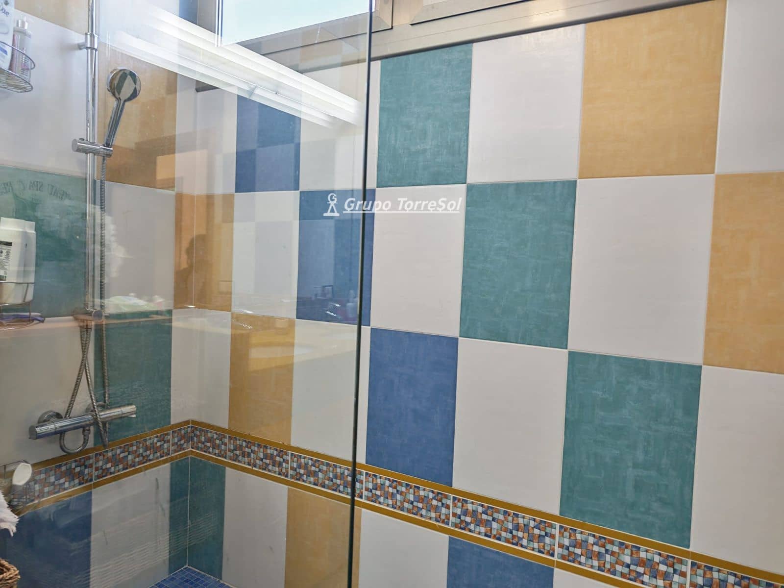 6 makuuhuone Huvila myytävänä paikassa Calafell mukana uima-altaan 
autotalli - 769 000 € (Ref: 9736121)