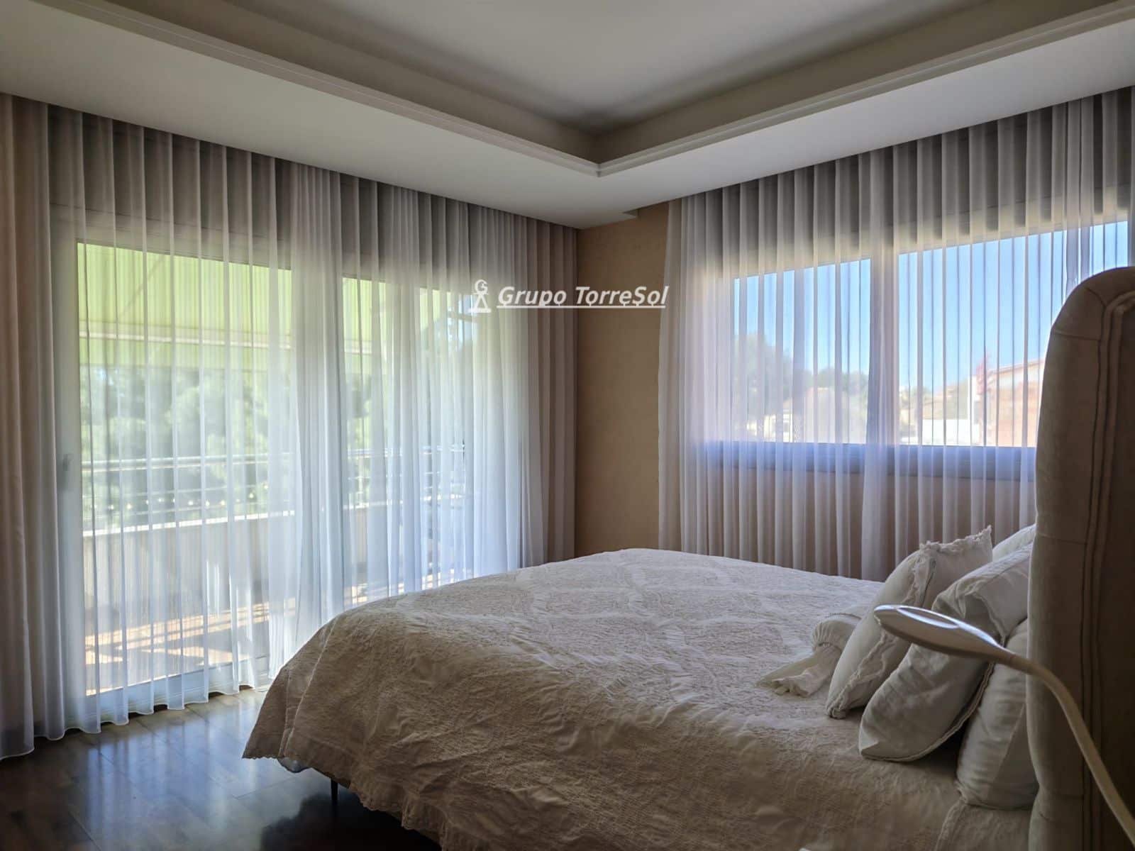 6 makuuhuone Huvila myytävänä paikassa Calafell mukana uima-altaan 
autotalli - 769 000 € (Ref: 9736121)