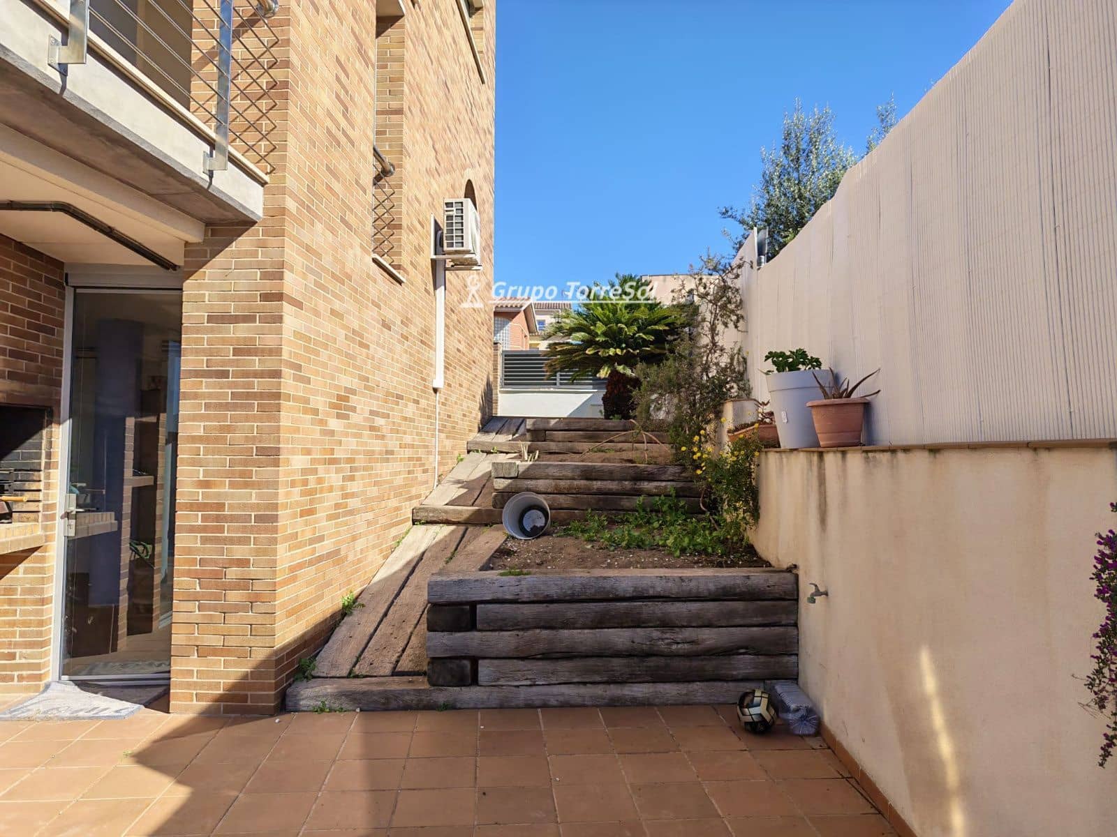 6 makuuhuone Huvila myytävänä paikassa Calafell mukana uima-altaan 
autotalli - 769 000 € (Ref: 9736121)