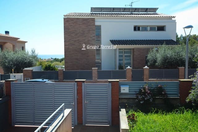 4 camera da letto Villa in vendita in Calafell con garage - 650.000 € (Rif: 9737774)