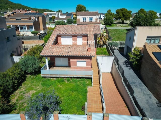 4 camera da letto Villa in vendita in Calafell con garage - 650.000 € (Rif: 9737774)