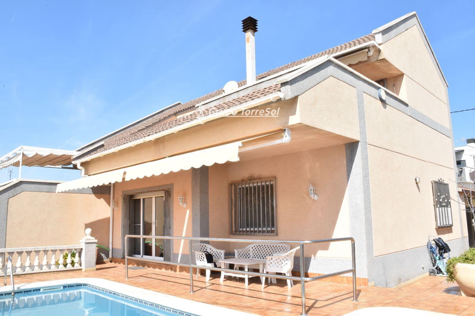 5 chambre Villa/Maison à vendre à Calafell avec piscine garage - 550 000 € (Ref: 9748217)