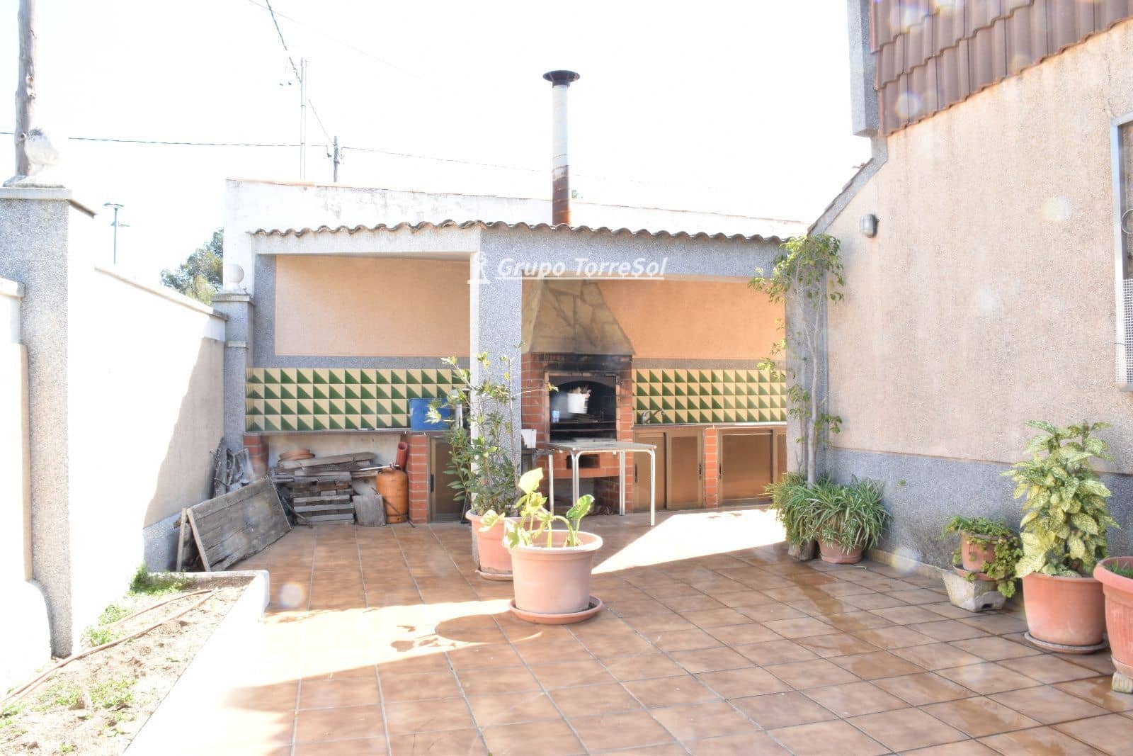 5 chambre Villa/Maison à vendre à Calafell avec piscine garage - 550 000 € (Ref: 9748217)