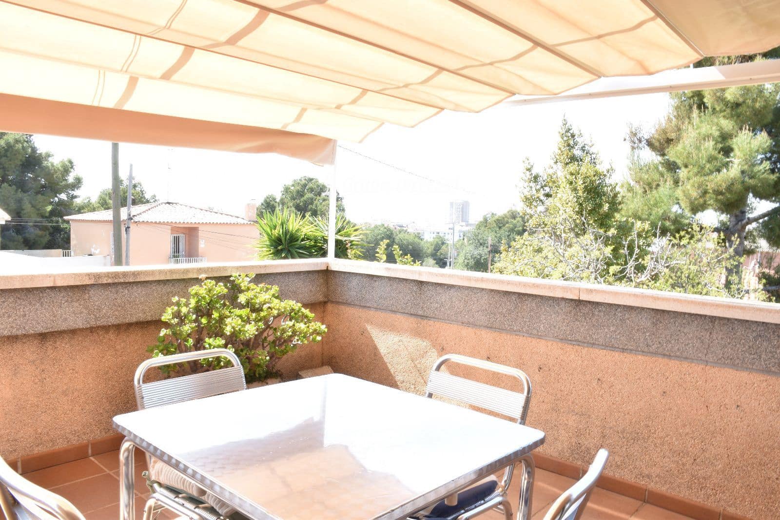 5 chambre Villa/Maison à vendre à Calafell avec piscine garage - 550 000 € (Ref: 9748217)