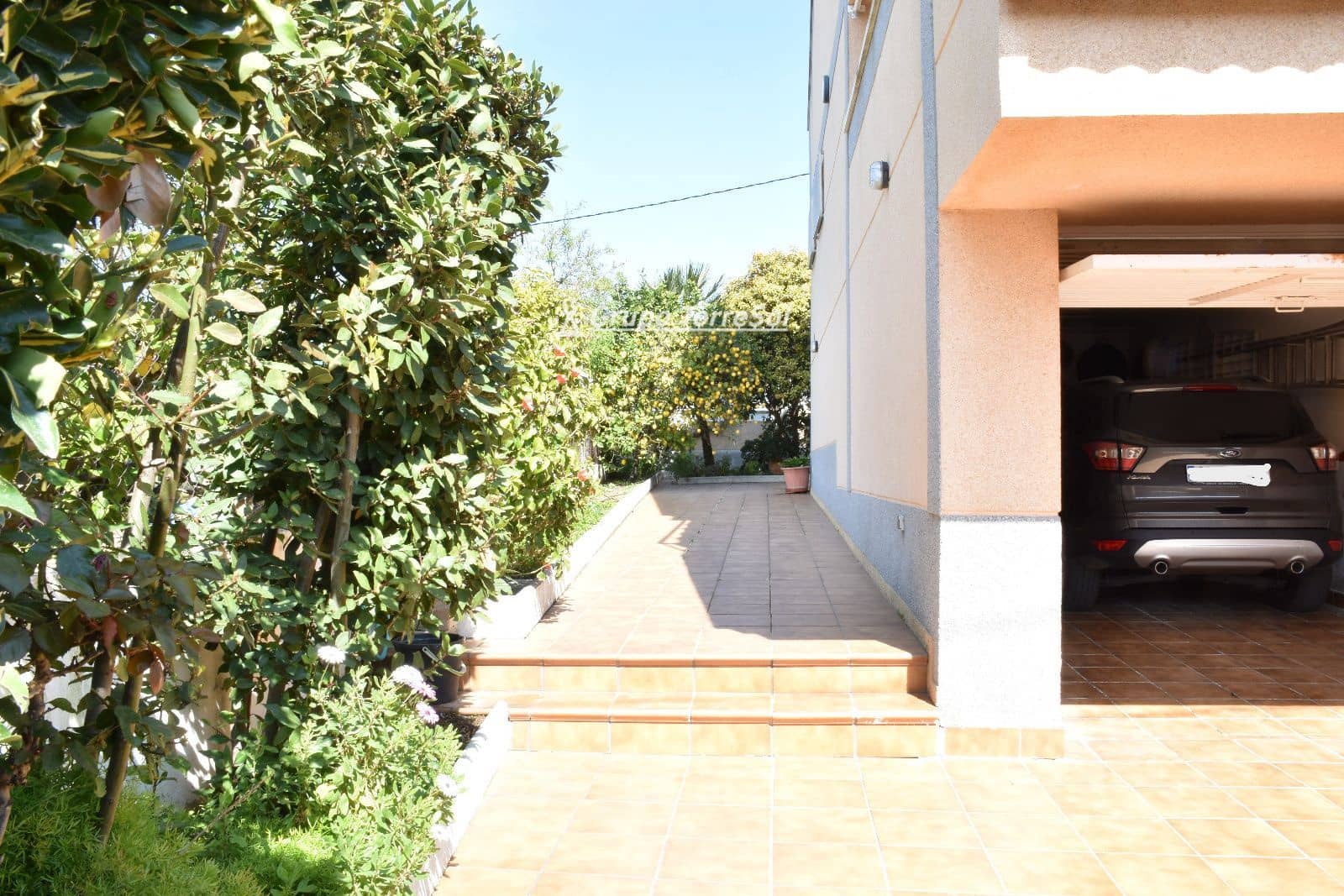 5 chambre Villa/Maison à vendre à Calafell avec piscine garage - 550 000 € (Ref: 9748217)