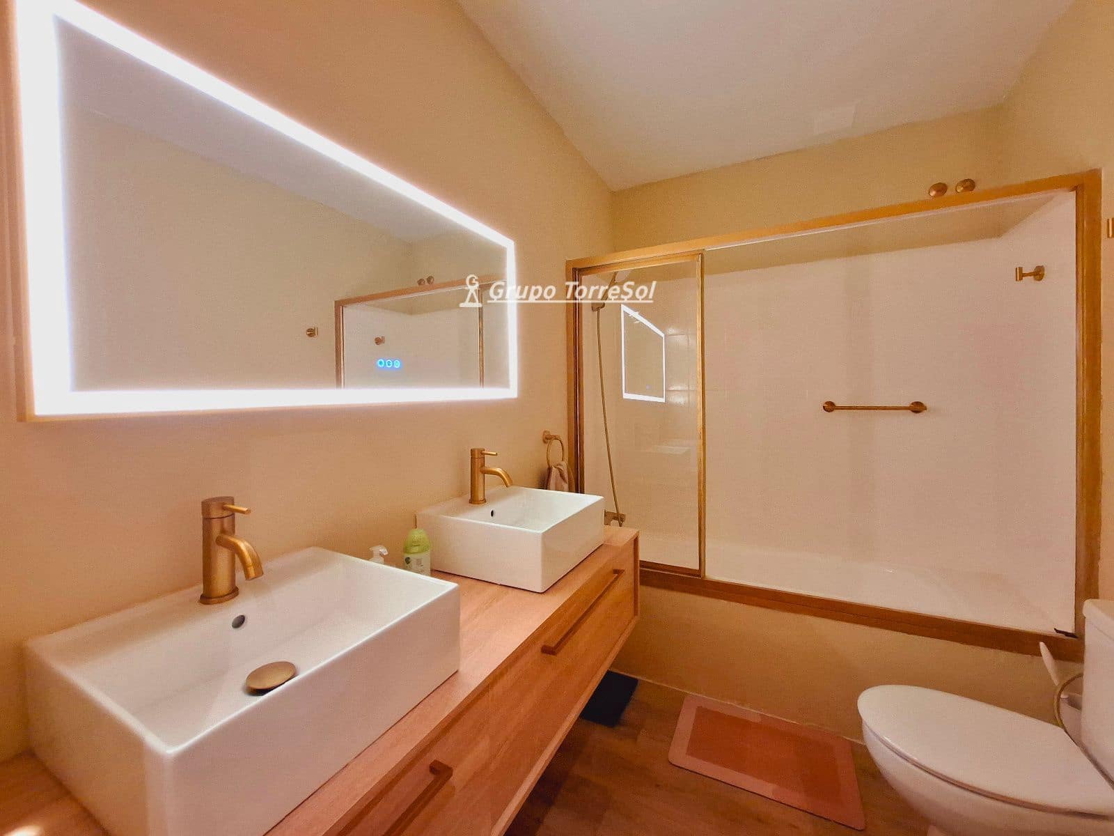 3 soveværelse Byhus til salg i Segur de Calafell med swimmingpool garage - € 340.000 (Ref: 9753499)