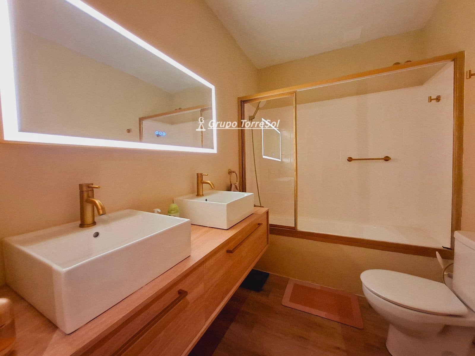 3 soveværelse Byhus til salg i Segur de Calafell med swimmingpool garage - € 340.000 (Ref: 9753499)