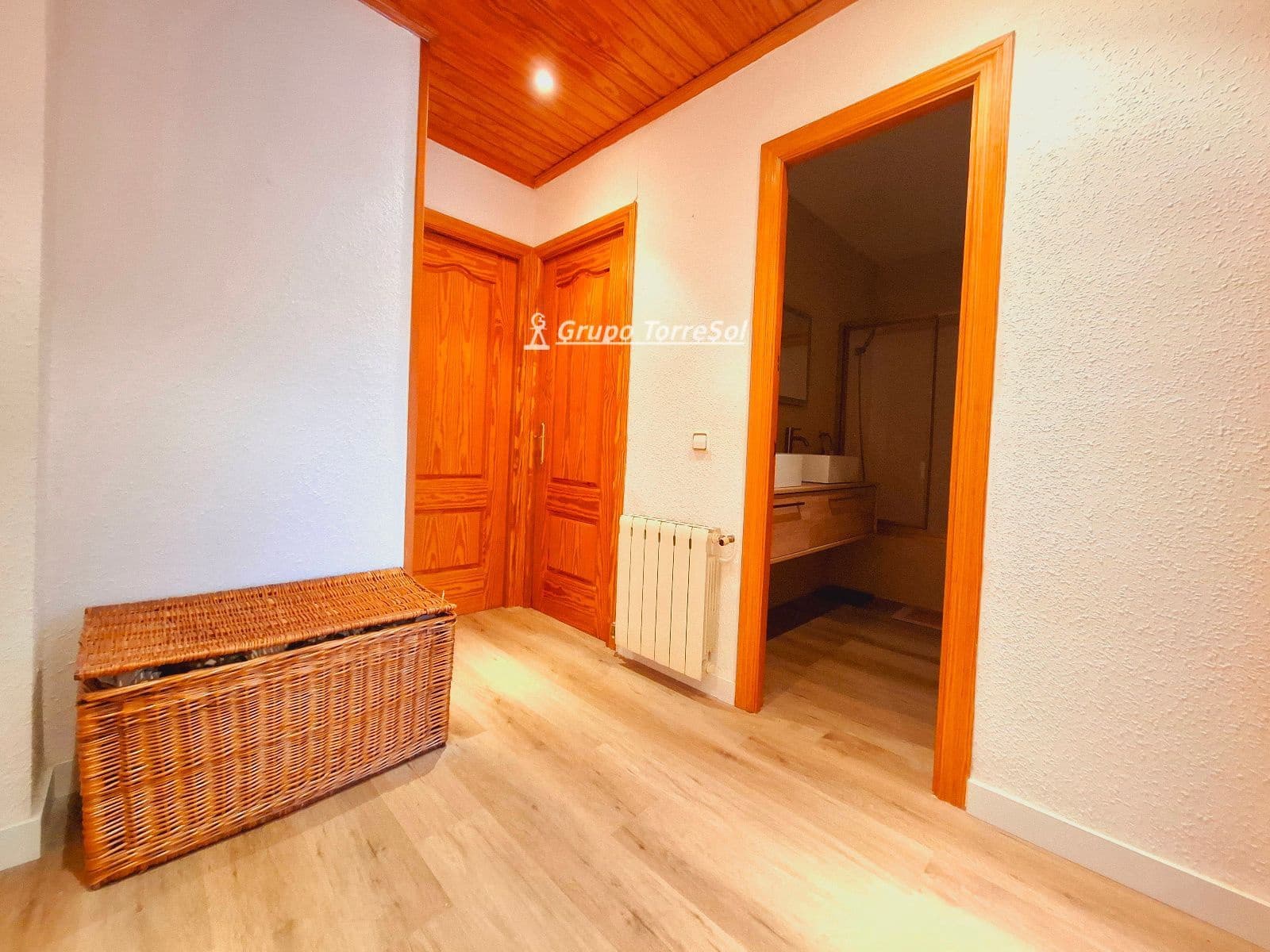 3 soveværelse Byhus til salg i Segur de Calafell med swimmingpool garage - € 340.000 (Ref: 9753499)