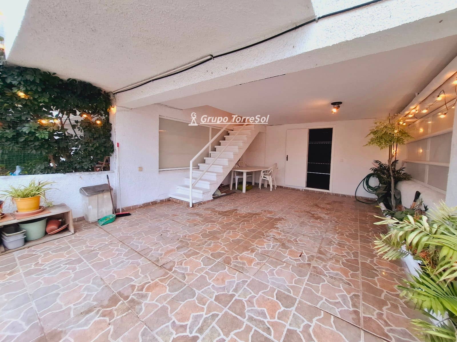 3 soveværelse Byhus til salg i Segur de Calafell med swimmingpool garage - € 340.000 (Ref: 9753499)