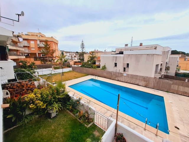3 soveværelse Byhus til salg i Segur de Calafell, Calafell med swimmingpool garage - € 340.000 (Ref: 9753499)