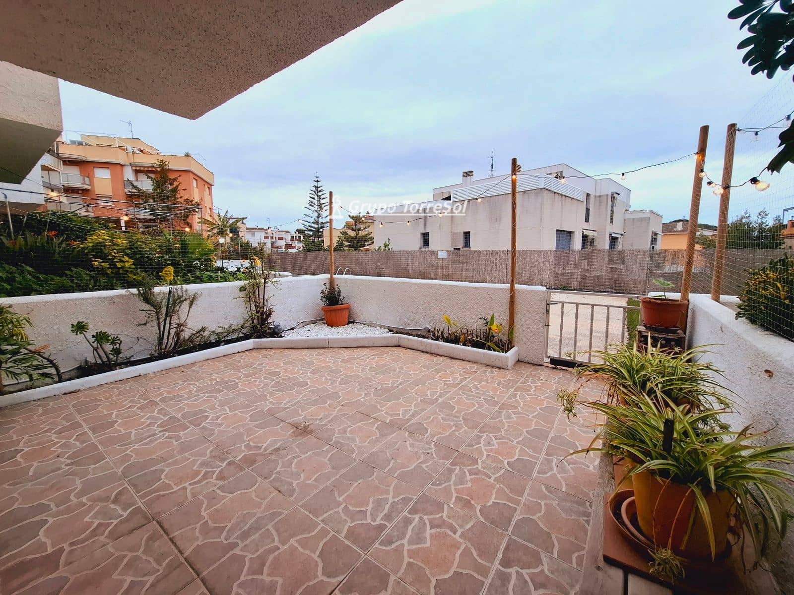 3 soveværelse Byhus til salg i Segur de Calafell med swimmingpool garage - € 340.000 (Ref: 9753499)