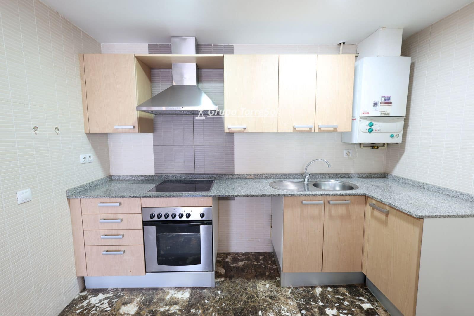 2 soverom Leilighet til salgs i El Vendrell med garasje - € 163 000 (Ref: 9756297)