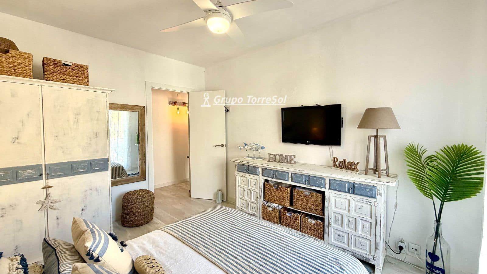 2 bedroom Penthouse for sale in Segur de Calafell - € 197,900 (Ref: 9759636)