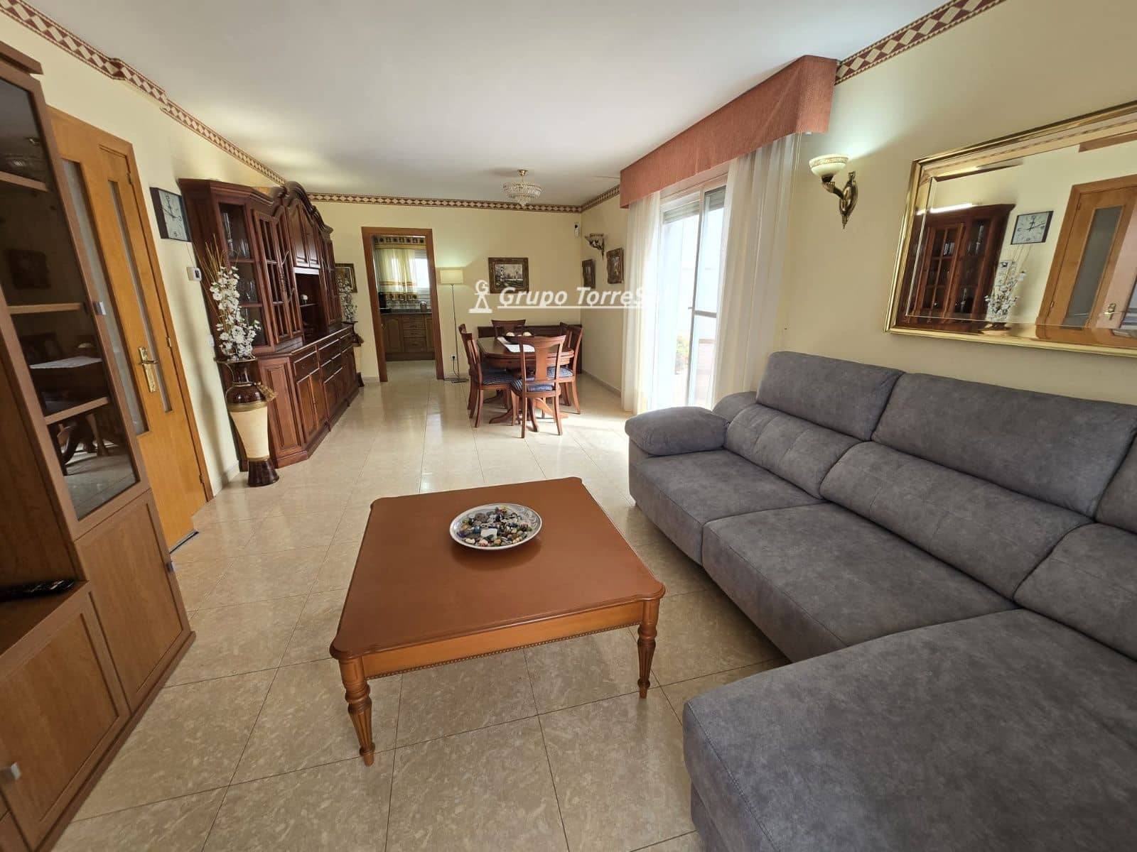 4 makuuhuone Huvila myytävänä paikassa Roda de Bara mukana uima-altaan 
autotalli - 440 000 € (Ref: 9768888)