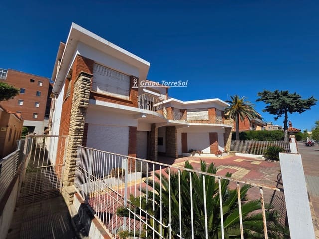 Restaurant/Bar til salg i Torredembarra - € 1.290.000 (Ref: 9771993)