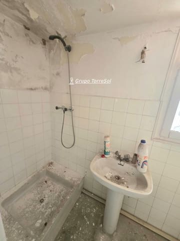 Restaurant/Bar til salg i Torredembarra - € 1.290.000 (Ref: 9771993)