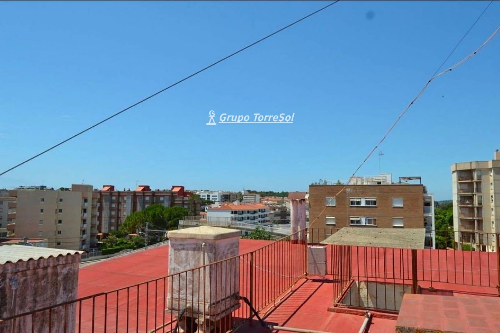 Restaurant/Bar for sale in Torredembarra - € 1,290,000 (Ref: 9771993)