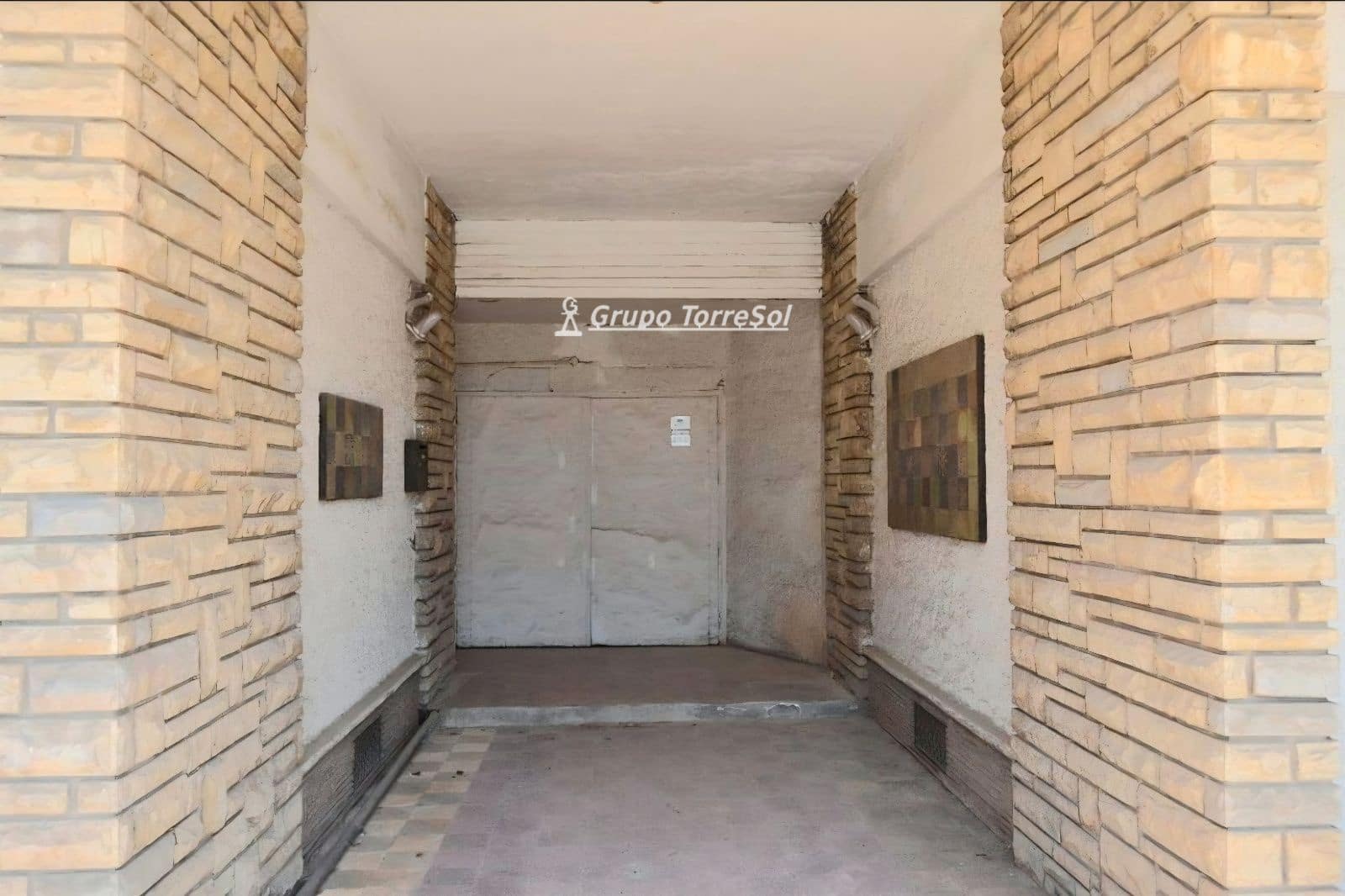 Restaurant/Bar for sale in Torredembarra - € 1,290,000 (Ref: 9771993)