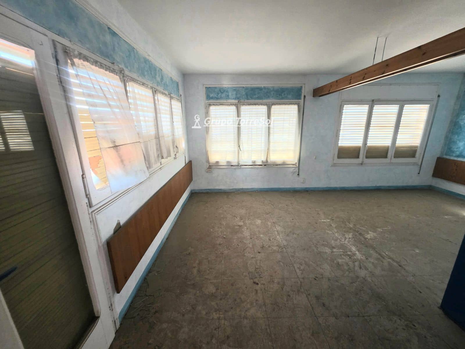 Restaurant/Bar for sale in Torredembarra - € 1,290,000 (Ref: 9771993)